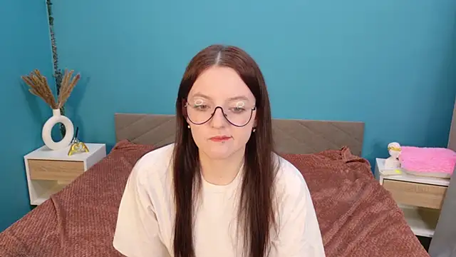 Ava Nilson online show from 06.01.26