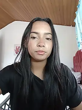 Snapshot of xcleila chatting on 06.22.26 xcleila online show from 06.22.26