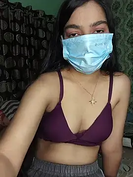 Snapshot of love_kaur chatting on 06.16.26 love kaur online show from 06.16.26