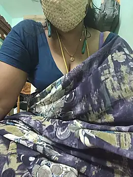 Snapshot of Tamil-kaviya98 chatting on 06.22.26 Tamil-kaviya98 online show from 06.22.26