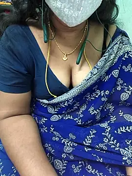 Snapshot of Tamil-kaviya98 chatting on 07.16.26 Tamil-kaviya98 online show from 07.16.26
