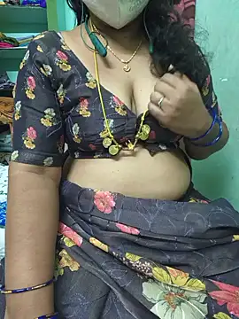 Snapshot of Tamil-kaviya98 chatting on 07.24.26 Tamil-kaviya98 online show from 07.24.26