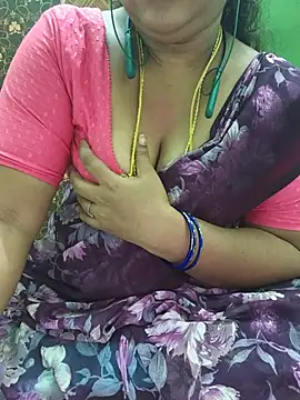 Snapshot of Tamil-kaviya98 chatting on 07.31.26 Tamil-kaviya98 online show from 07.31.26