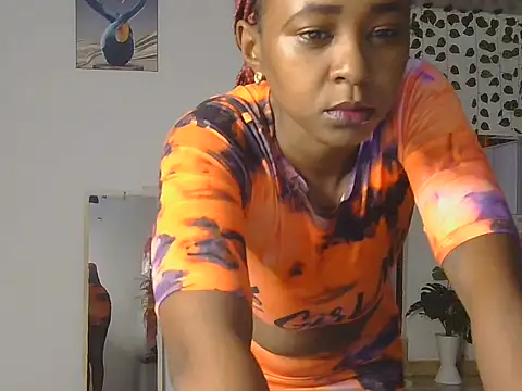 Snapshot of Skyy_Brown chatting on 06.16.26 Skyy Brown online show from 06.16.26