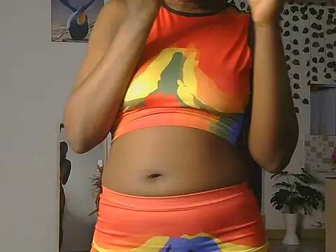 Snapshot of Skyy_Brown chatting on 06.25.26 Skyy Brown online show from 06.25.26