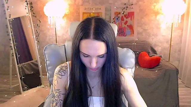 NicoleMerz online show from 06.21.26