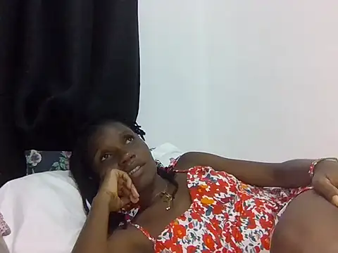 Snapshot of Sexxy_petite1 chatting on 06.25.26 Sexxy petite1 online show from 06.25.26