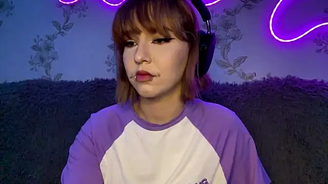 OIayOIayQueen online show from 05.30.26