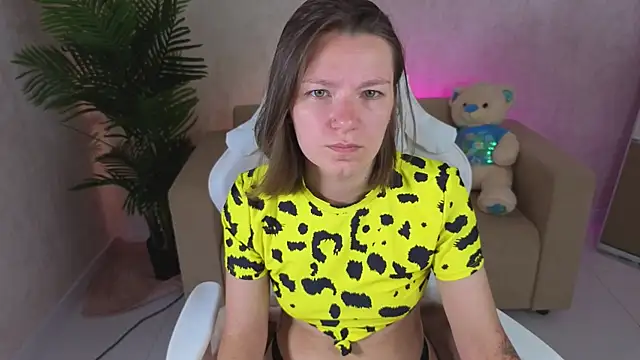 kira hatti online show from 07.04.26