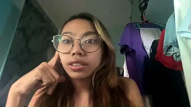 Elarisserose online show from 06.09.26