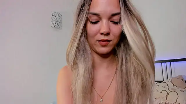 Snapshot of Flora_Meooww chatting on 06.21.26 Flora Meooww online show from 06.21.26