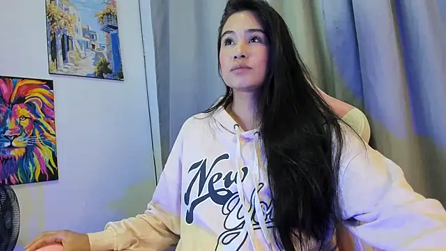 Snapshot of NattGray chatting on 06.14.26 NattGray online show from 06.14.26