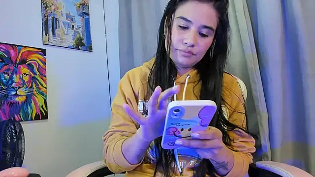 Snapshot of NattGray chatting on 06.15.26 NattGray online show from 06.15.26
