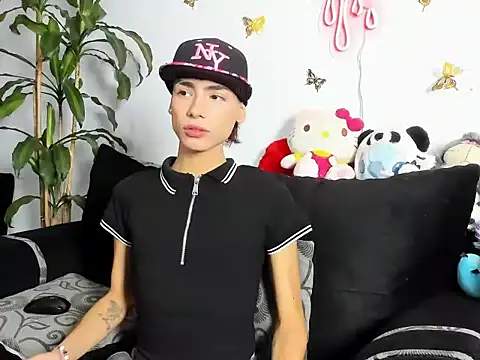Snapshot of Playboy_andeer chatting on 06.06.26 Playboy andeer online show from 06.06.26