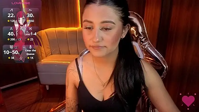 Snapshot of Catalella_Little_B chatting on 07.04.26 Catalella Little B online show from 07.04.26