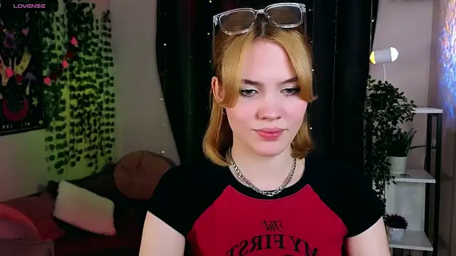 Milena Stasym online show from 06.15.26