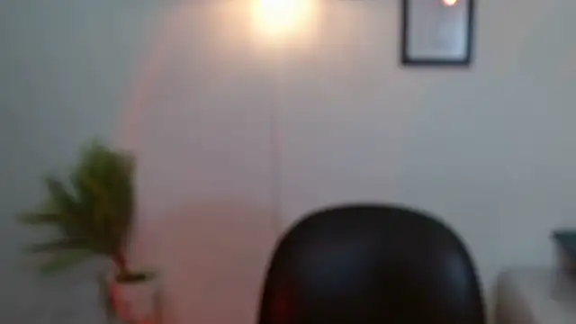Snapshot of Tiffany_Bu chatting on 07.02.26 Tiffany Bu online show from 07.02.26