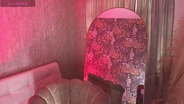 chloe bronze online show from 07.24.26