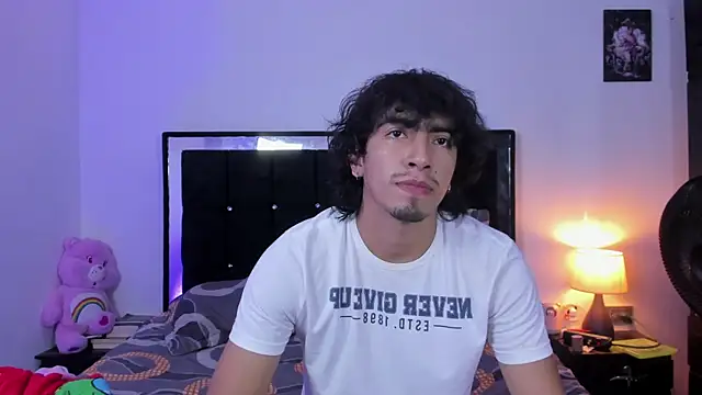 Shy Mateo online show from 06.18.26