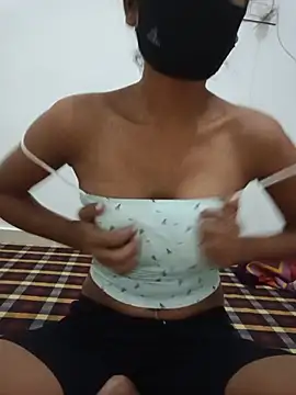 Snapshot of cute_dipti chatting on 07.12.26 cute dipti online show from 07.12.26