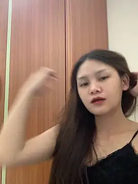 Snapshot of Weevi10 chatting on 06.03.26 Weevi10 online show from 06.03.26