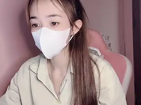 Snapshot of Alee8668 chatting on 07.04.26 Alee8668 online show from 07.04.26