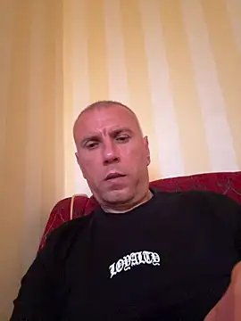 Snapshot of sashaalexandru chatting on 05.31.26 sashaalexandru online show from 05.31.26