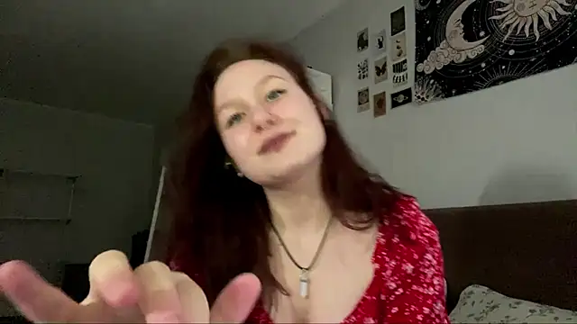 Snapshot of LoiseLovetto chatting on 06.09.26 LoiseLovetto online show from 06.09.26