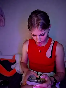Snapshot of carolinaXlove chatting on 07.22.26 carolinaXlove online show from 07.22.26