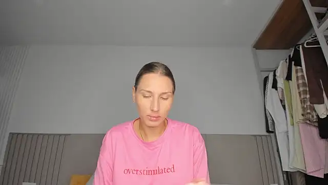 Snapshot of SofiClimbing chatting on 03.06.26 SofiClimbing online show from 03.06.26