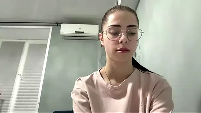 LianaMagic online show from 06.02.26