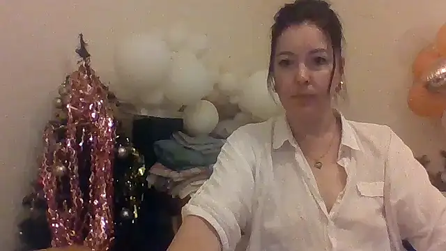 Snapshot of Ally46x chatting on 07.25.26 Ally46x online show from 07.25.26