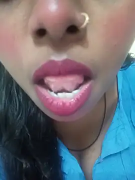 Sexy-Zeenat online show from 06.06.26