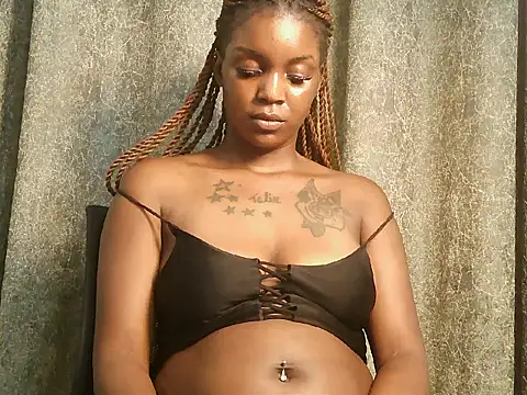 Snapshot of Godessbree chatting on 07.25.26 Godessbree online show from 07.25.26