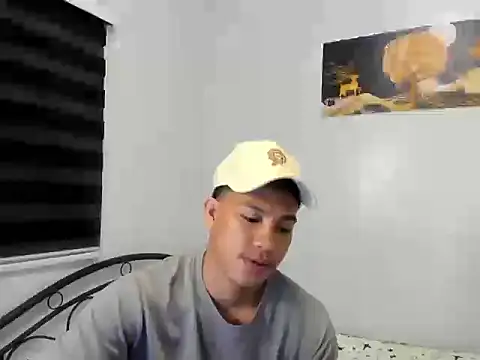 Snapshot of urfucker_vinz chatting on 07.17.26 urfucker vinz online show from 07.17.26