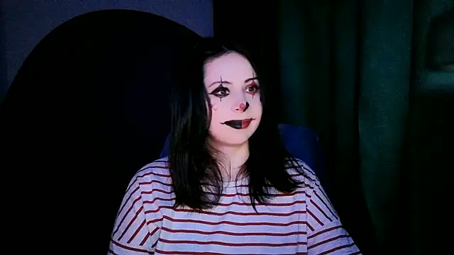 Snapshot of KattyySummer chatting on 06.25.26 KattyySummer online show from 06.25.26