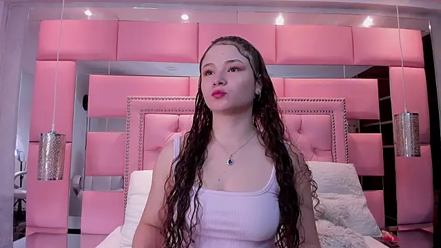 Snapshot of CamilaSaez chatting on 06.09.26 CamilaSaez online show from 06.09.26