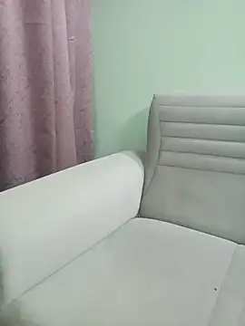 Snapshot of Yours_Stepmom chatting on 07.19.26 Yours Stepmom online show from 07.19.26