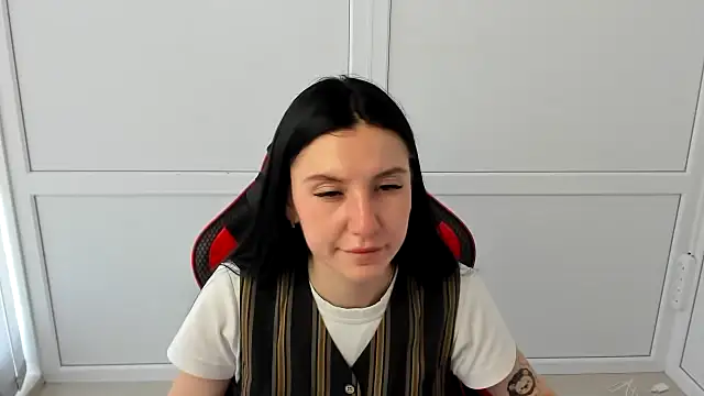 Snapshot of PatteMeoww chatting on 06.11.26 PatteMeoww online show from 06.11.26