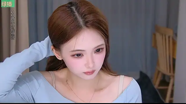 Annie-doll online show from 06.06.26