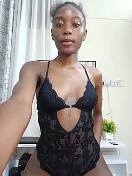 Snapshot of Sweet-Hennessy chatting on 06.28.26 Sweet-Hennessy online show from 06.28.26