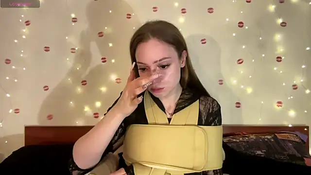 itskylieee online show from 06.21.26