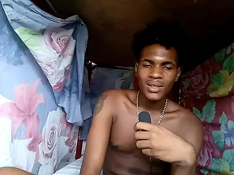 Snapshot of dantecruz19 chatting on 07.12.26 dantecruz19 online show from 07.12.26
