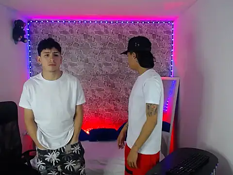 TheHotDuo19 online show from 07.31.26