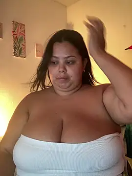 Snapshot of jasminboobs_4 chatting on 06.06.26 jasminboobs 4 online show from 06.06.26