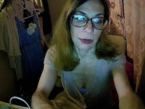 Snapshot of Aphrodity_Roxx chatting on 07.30.26 Aphrodity Roxx online show from 07.30.26