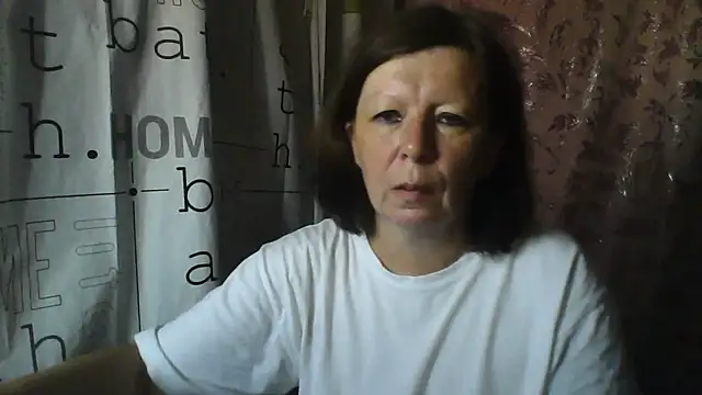 Snapshot of Schastlivaya43 chatting on 06.12.26 Schastlivaya43 online show from 06.12.26