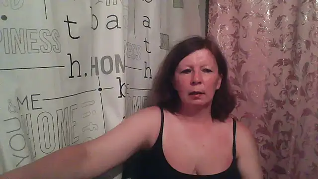 Snapshot of Schastlivaya43 chatting on 07.01.26 Schastlivaya43 online show from 07.01.26