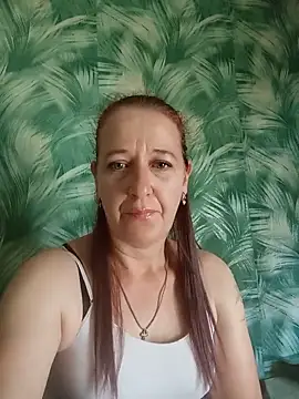Snapshot of Arielka34 chatting on 06.09.26 Arielka34 online show from 06.09.26