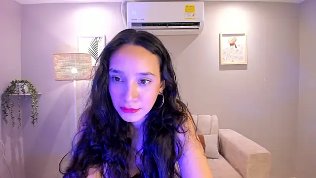 Snapshot of Adeeline_ chatting on 06.09.26 Adeeline online show from 06.09.26